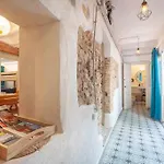 Apartamento planta baja con patio. Centro del Old Town.